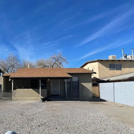 Buy this 6 bed house on 523 Vermont Street Northeast in Albuquerque, NM 87108