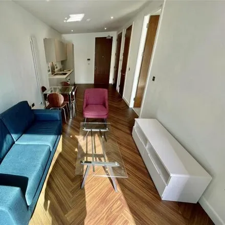Image 3 - Blue, Eccles, M50 2AD, United Kingdom - Room for rent