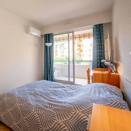 Image 6 - 83240 Cavalaire-sur-Mer, France - Apartment for rent