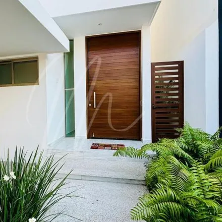 Buy this 3 bed house on unnamed road in 77560 Cancún, ROO