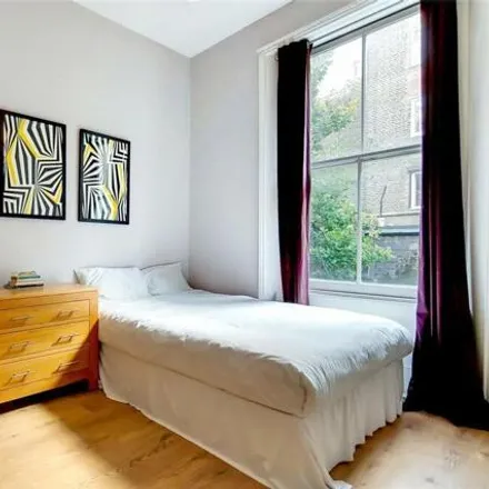Rent this studio loft on 8 Collingham Place in London, SW5 0QD