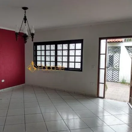 Rent this 3 bed house on Rua Professor Doutor Eduardo Ge Badaró in Cardoso, Pindamonhangaba - SP