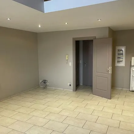 Rent this 1 bed apartment on Rue de la Trouille 4B in 7000 Mons, Belgium