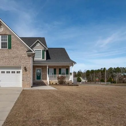 Buy this 4 bed house on 466 Westmont Road in Jacksonville, NC 28540
