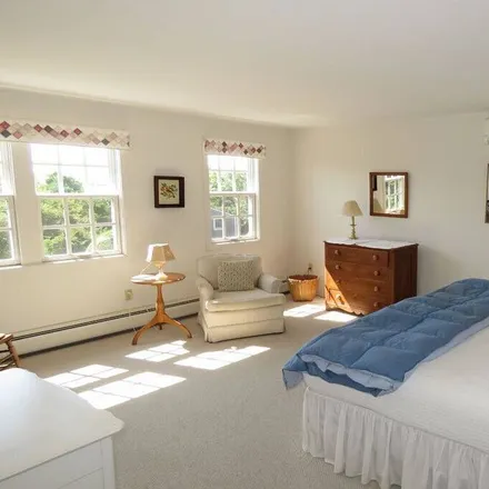 Rent this 5 bed house on Nantucket