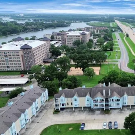 Buy this 1 bed condo on unnamed road in Webster, TX 77058