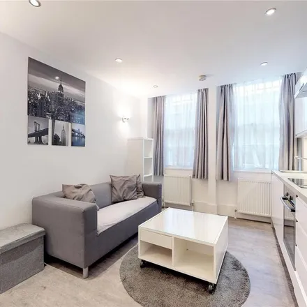 Rent this studio apartment on Sandfords in 213-215 Gloucester Place, London