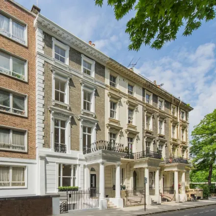 Rent this 1 bed apartment on Queensborough Studios in 1-3 Queensborough Terrace, London