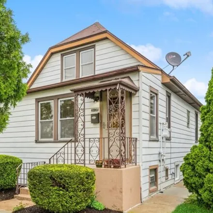 Buy this 3 bed house on 3135 North Odell Avenue in Chicago, IL 60634