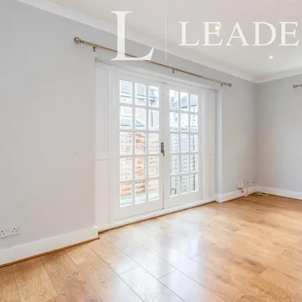 Image 4 - Belmont Road, London, SM2 6DW, United Kingdom - House for rent