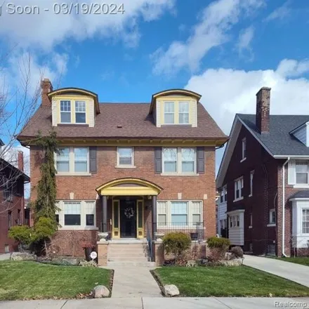 Buy this 6 bed house on 2526 Longfellow Street in Detroit, MI 48206