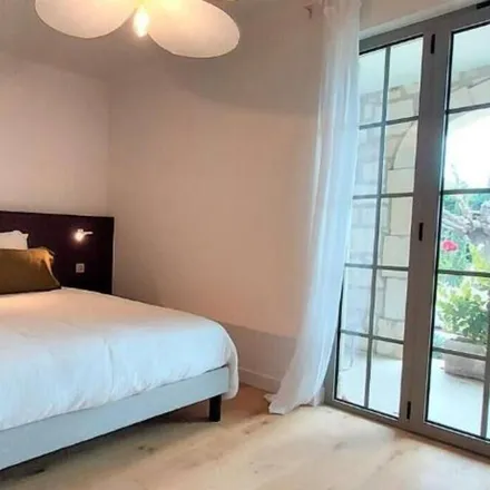 Rent this 8 bed house on 13210 Saint-Rémy-de-Provence