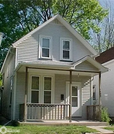 Buy this 2 bed house on 1425 Avenue D in Fort Madison, IA 52627