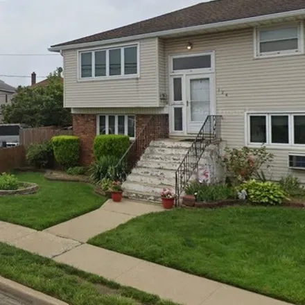 Rent this 3 bed house on 124 Nassau Lane in Village of Island Park, Hempstead