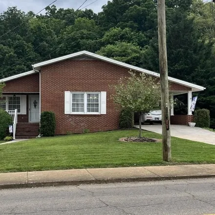 Buy this 3 bed house on 423 W Main St in Greeneville, Tennessee