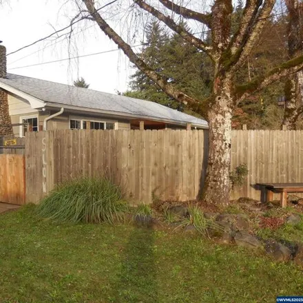 Buy this 3 bed house on 972 Southeast 2nd Avenue in Mill City, Linn County