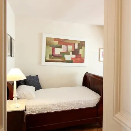 Image 3 - 8 Rue Bude, 75004 Paris, France - Apartment for rent