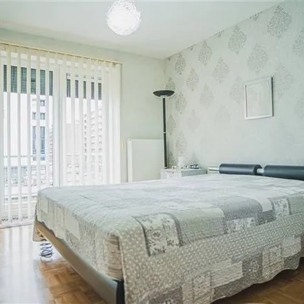Rent this 2 bed apartment on Boulevard du Tivoli 96 in 7100 La Louvière, Belgium
