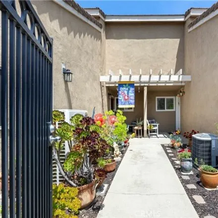 Buy this 2 bed condo on 1195 Mountain Gate Road in Upland, CA 91786