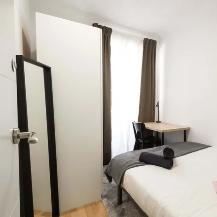 Rent this 11 bed room on Madrid in Calle de Cedaceros, 8