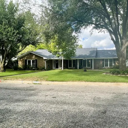Buy this 3 bed house on 103 Penny Lane in Athens, TX 75751