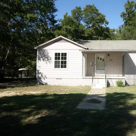 Buy this 2 bed house on 1201 South Twelfth Street in Longview, TX 75602