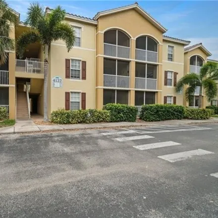 Buy this 2 bed condo on 4158 Residence Drive in Fort Myers, FL 33901