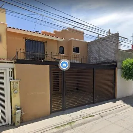 Buy this 3 bed house on Calle Musgos 213 in Arboledas De Ibarrilla, 37200 León