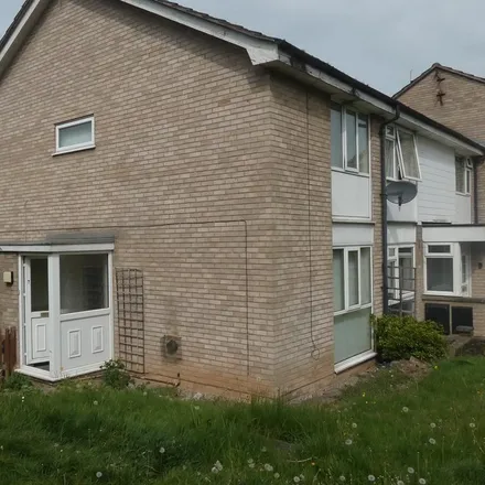 Rent this 2 bed townhouse on Sedgefield Green in Derby, DE3 0TH