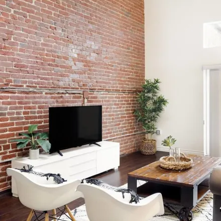 Rent this 2 bed apartment on Los Angeles Streetcar in South Bixel Street, Los Angeles