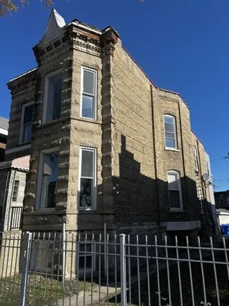 Rent this 3 bed apartment on 1915 South Avers Avenue in Chicago, IL 60623
