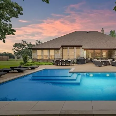 Buy this 5 bed house on 129 Standing Oak Drive in Williamson County, TX 78633