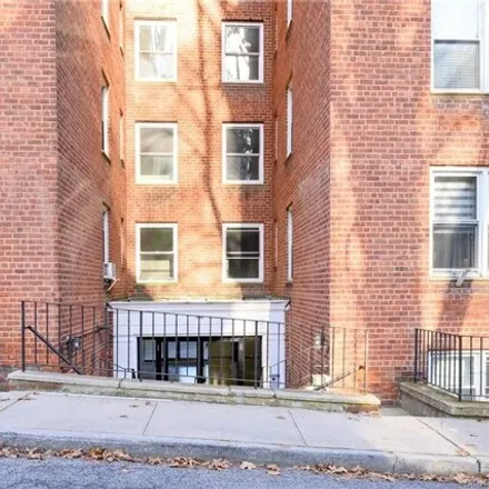 Image 2 - 18 Hawley Terrace, Greystone, City of Yonkers, NY 10701, USA - Apartment for sale