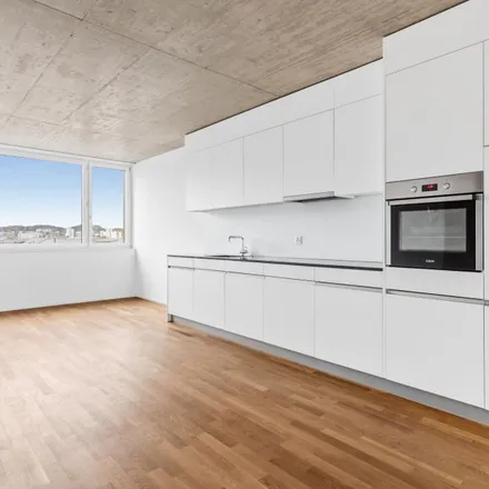Rent this 4 bed apartment on Rue des Cygnes / Schwanengasse 27 in 2503 Biel/Bienne, Switzerland