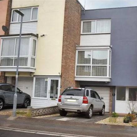 Buy this 3 bed townhouse on 13 Ashleigh Avenue in Hamp, Bridgwater