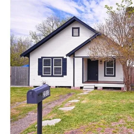 Buy this 2 bed house on 2353 Carolina Street in Baytown, TX 77520
