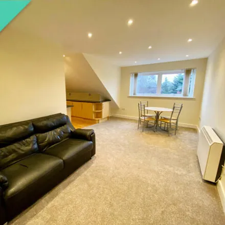 Rent this 2 bed room on Park Brow Close in Manchester, M21 8UL