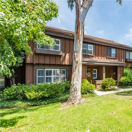 Image 2 - 1400 Stonewood Court, Los Angeles, CA 90732, USA - Townhouse for sale