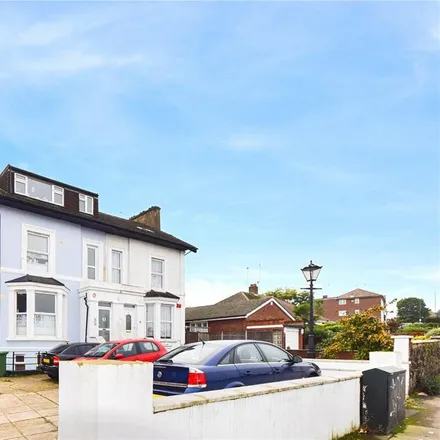 Rent this 2 bed apartment on Bexley Road in London, DA8 3SP