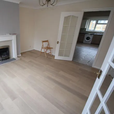Rent this 3 bed townhouse on Lynch Close in London, UB8 2TG