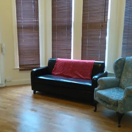 Rent this 1 bed apartment on Mowbray Road in London, SE19 2RW