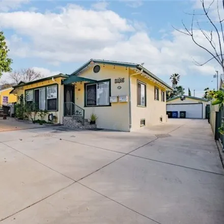 Buy this 5 bed house on 2528 North Lincoln Avenue in Altadena, CA 91001