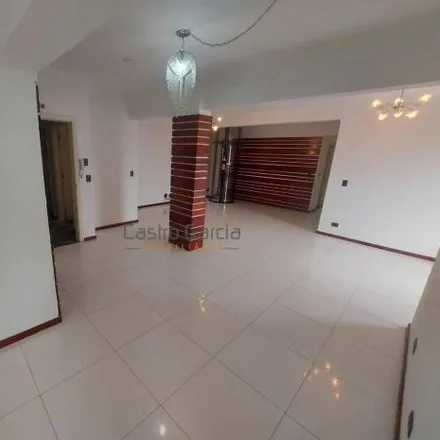 Rent this 3 bed apartment on Rua dos Jambeiros in Jardim São Paulo, Americana - SP