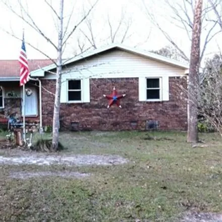 Buy this 3 bed house on unnamed road in Washington County, FL
