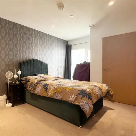 Image 9 - Barking, Cambridge Road, London, IG11 8NZ, United Kingdom - Apartment for rent