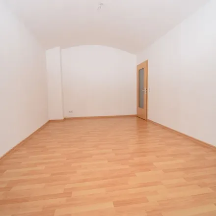 Rent this 2 bed apartment on Annenstraße 5 in 09111 Chemnitz, Germany