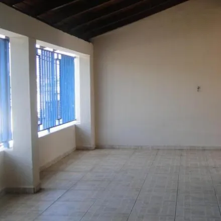 Rent this 3 bed house on Rua Hans Klotz in Osvaldo Cruz, Osvaldo Cruz - SP