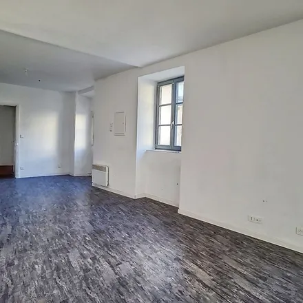 Rent this 3 bed apartment on La Plaine in Rue de la Fontaine, 47600 Nérac