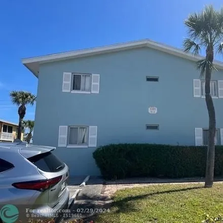 Rent this 2 bed apartment on 1563 Crescent Circle in Lake Park, Palm Beach County