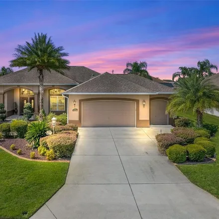 Buy this 3 bed house on 2295 Pawley's Island Path in The Villages, FL 32162